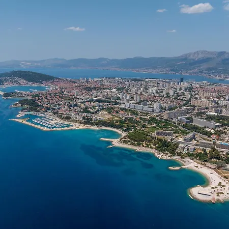 Oasis * 斯普利特