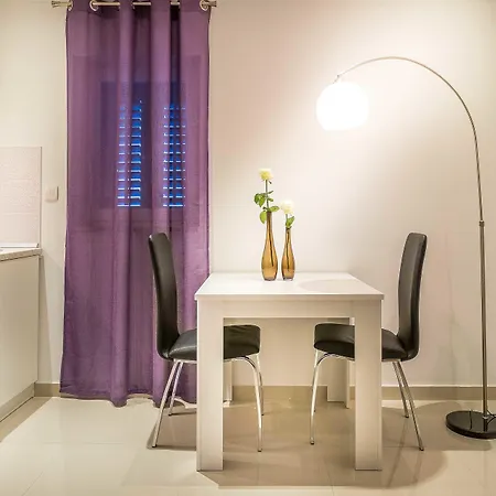 Oasis Apartment