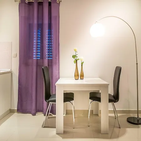 Oasis Apartment